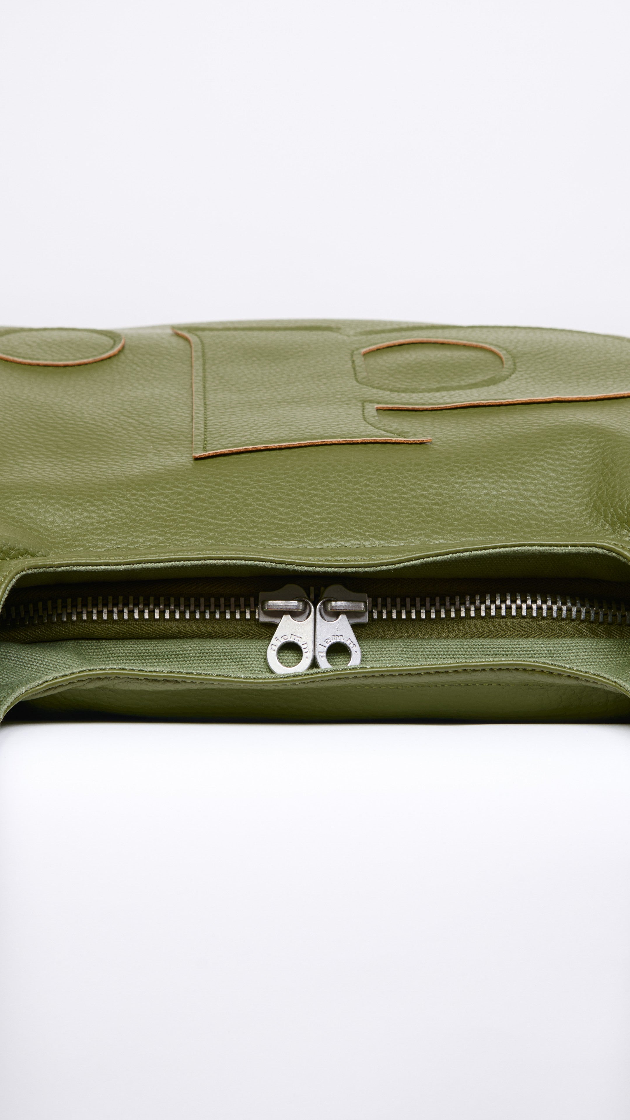 LA BOURSE / Vert olive