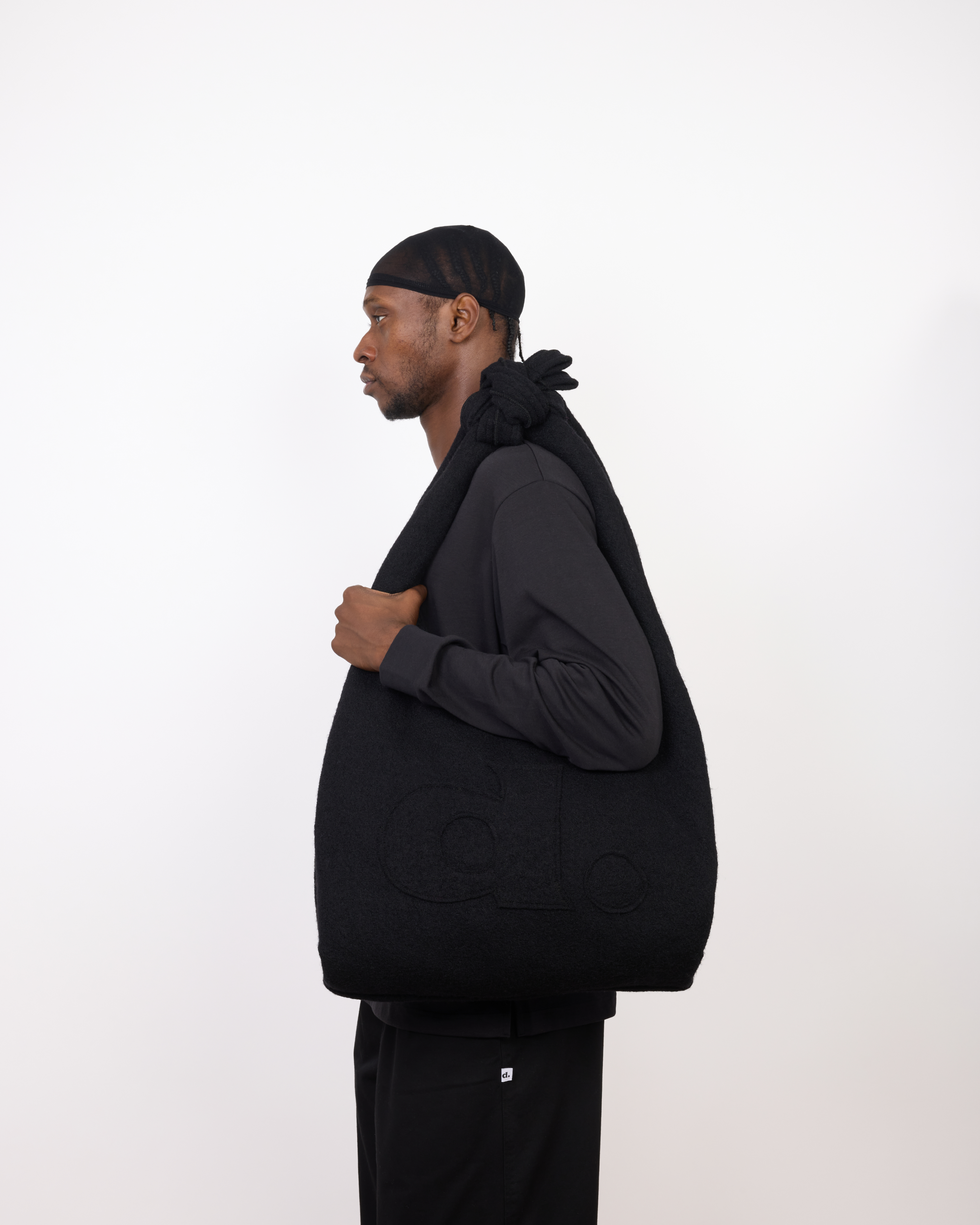 LA BOURSE - LAINE BOUILLIE / NOIR (PRÉCOMMANDE)